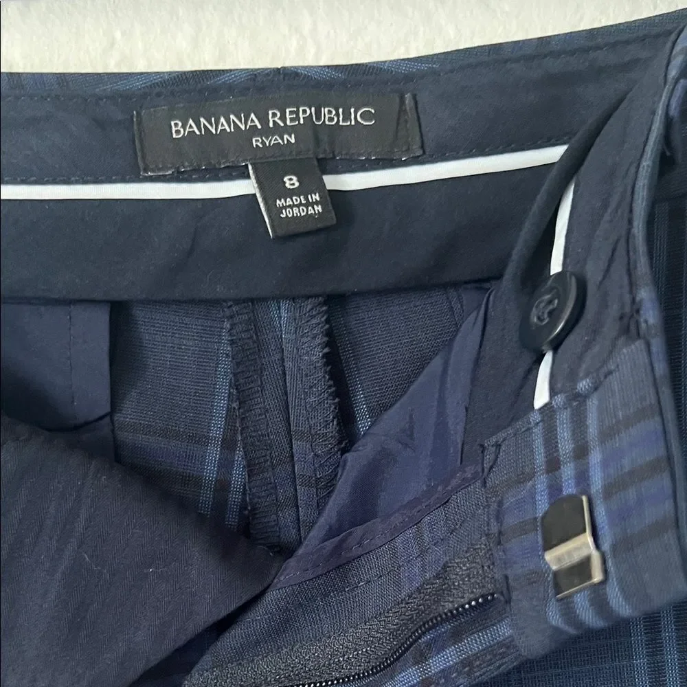 Banana Republic stylish navy